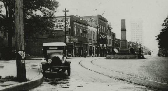 In the beginning, Greenville’s dual libraries were both housed in rented rooms in the downtown area. It was a boom time for the city. World War I had just ended, the city was witnessing growth in the great textile mills and their villages, streets were being paved, and an electric trolley system circled the town. (Image from the South Carolina Room Collection)